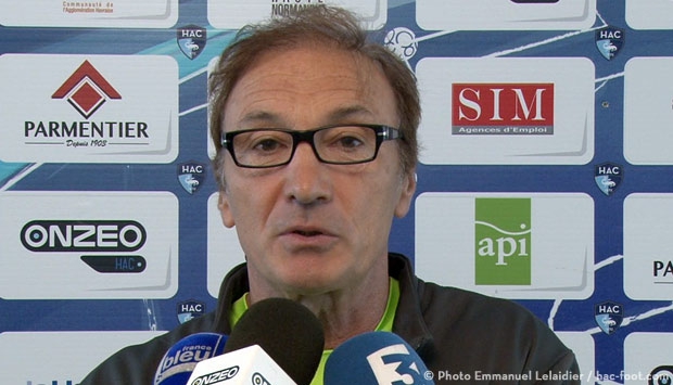 Erick Mombaerts voit large, 18 joueurs retenus pour Valenciennes