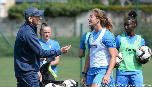 Féminines / Thierry Uvenard: "une réelle progression individuelle et collective"