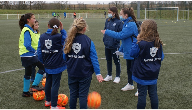 Les joueuses du groupe U19F Nationaux endossent le rôle de coach !