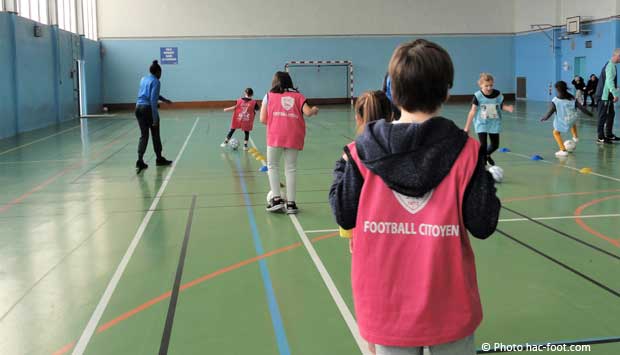 Découvrez le foot féminin !