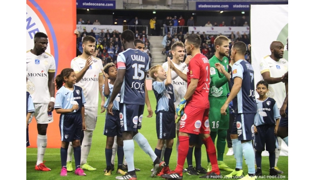 Dons : le HAC et ses fidèles au service des écoles de football locales